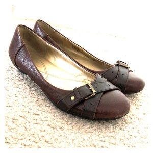 Naturalizer Brown Buckled wedged flats